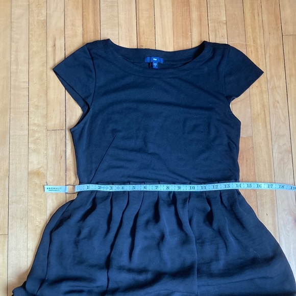 GAP Dress - Picture 8 of 11